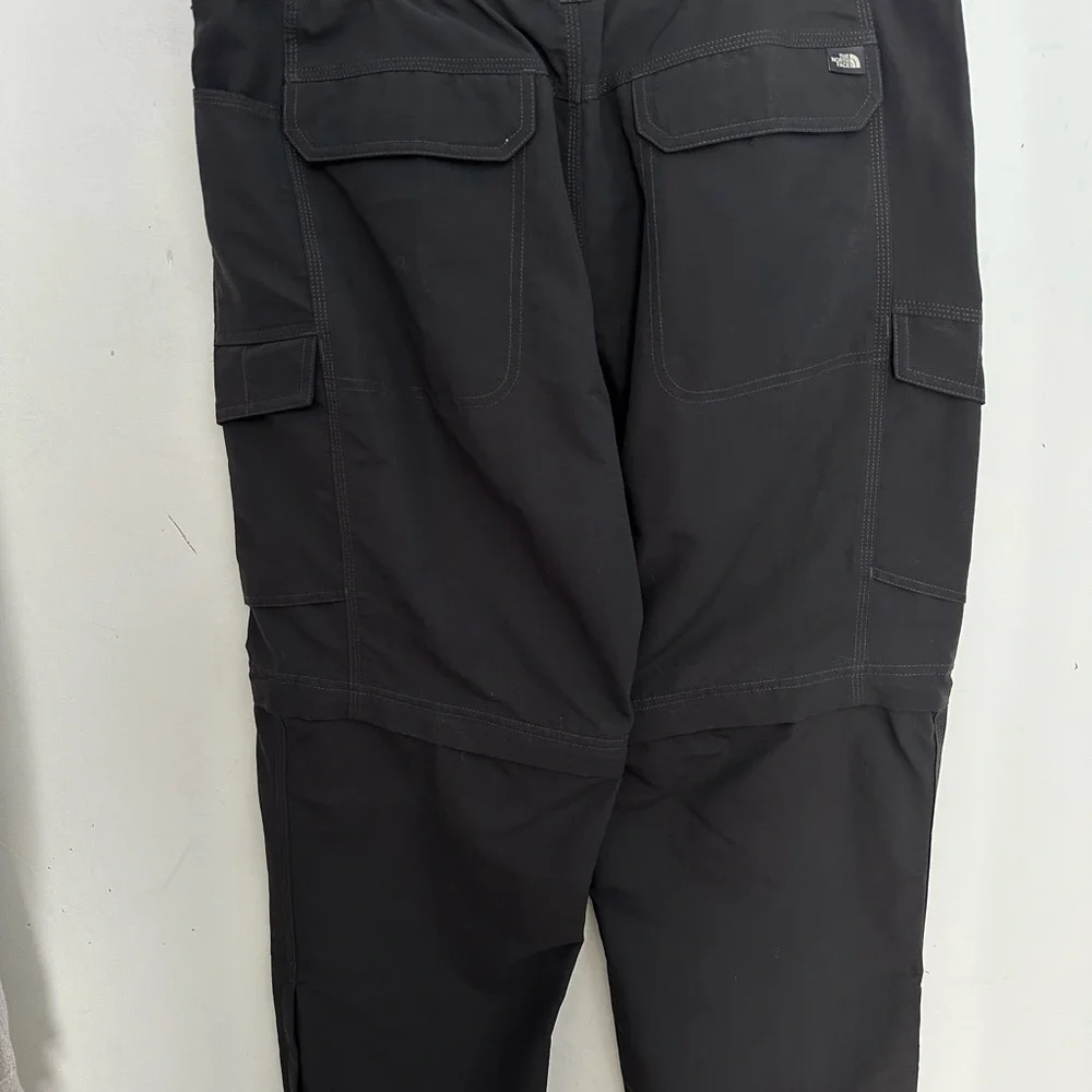 North Face Convertible Paramount Peak Zip-Off Cargo Asphalt Grey Pants Large